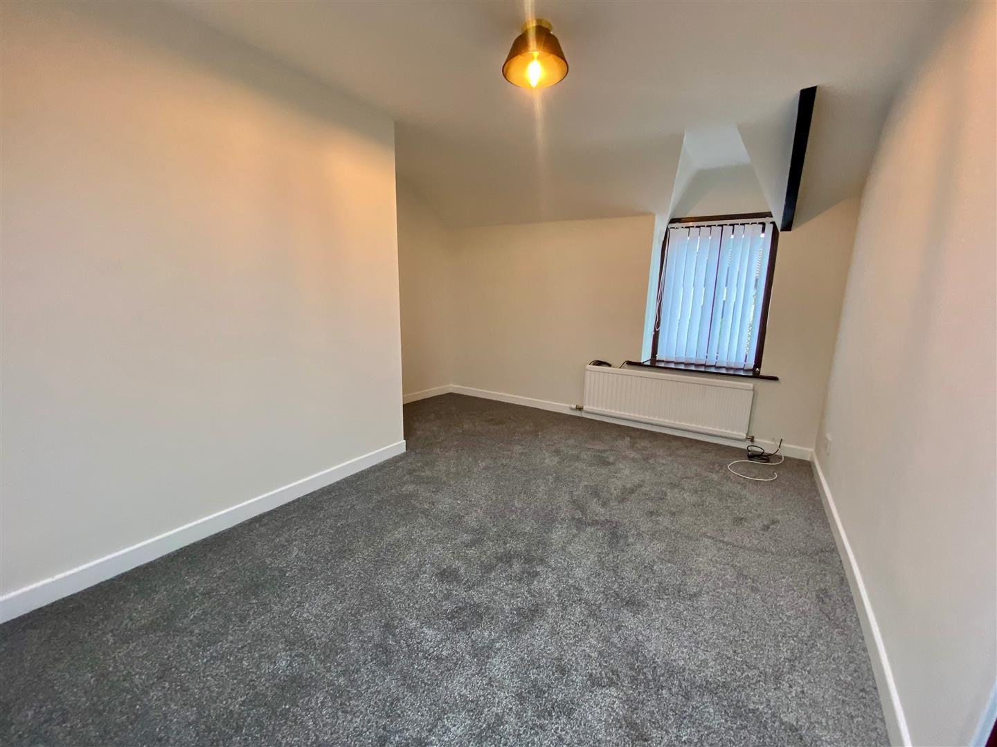 Crown Road, Kenfig Hill, Bridgend County Borough, CF33 6EN